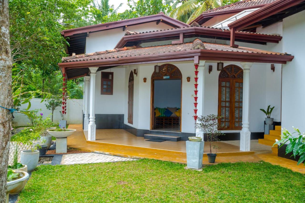 Villa Kumana - Unawatuna Galle Esterno foto